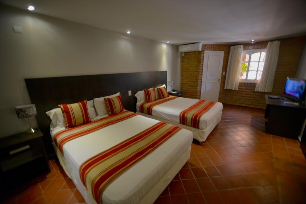 Hotel Posada La Sorgente Porto Iguaçu Exterior foto