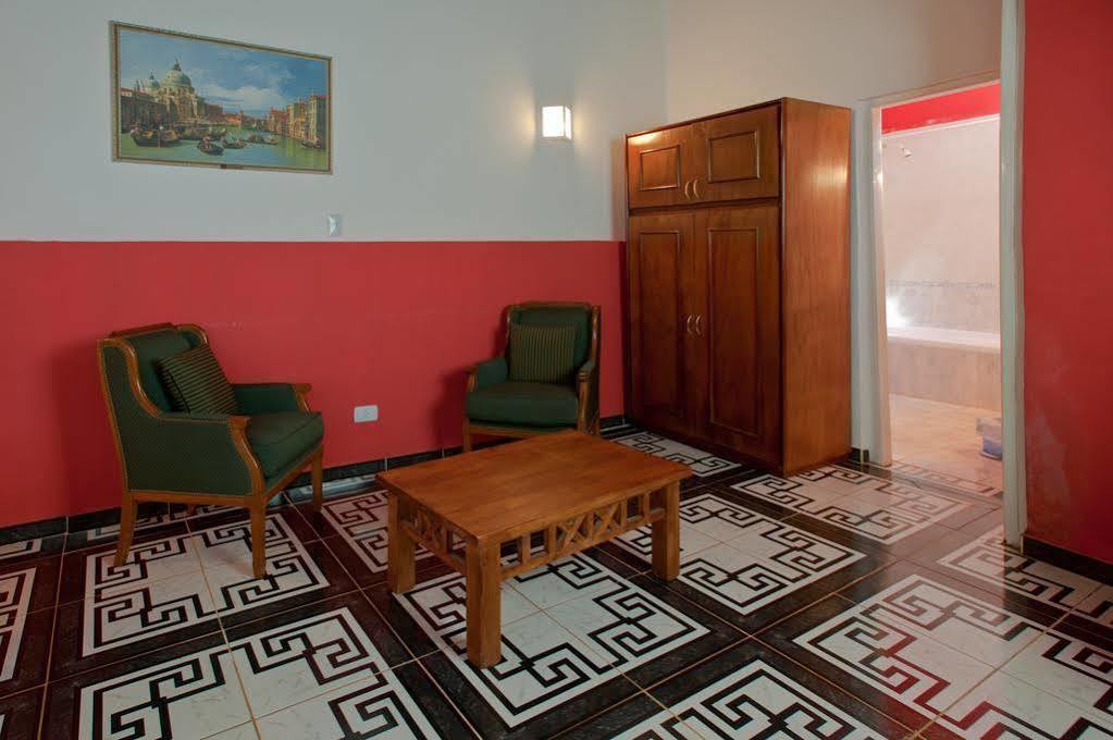 Hotel Posada La Sorgente Porto Iguaçu Exterior foto